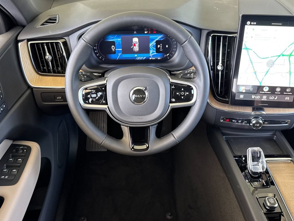 New 2026 Volvo XC60 B5 Core w/ Protection Package Premier AWD/4WD image 13