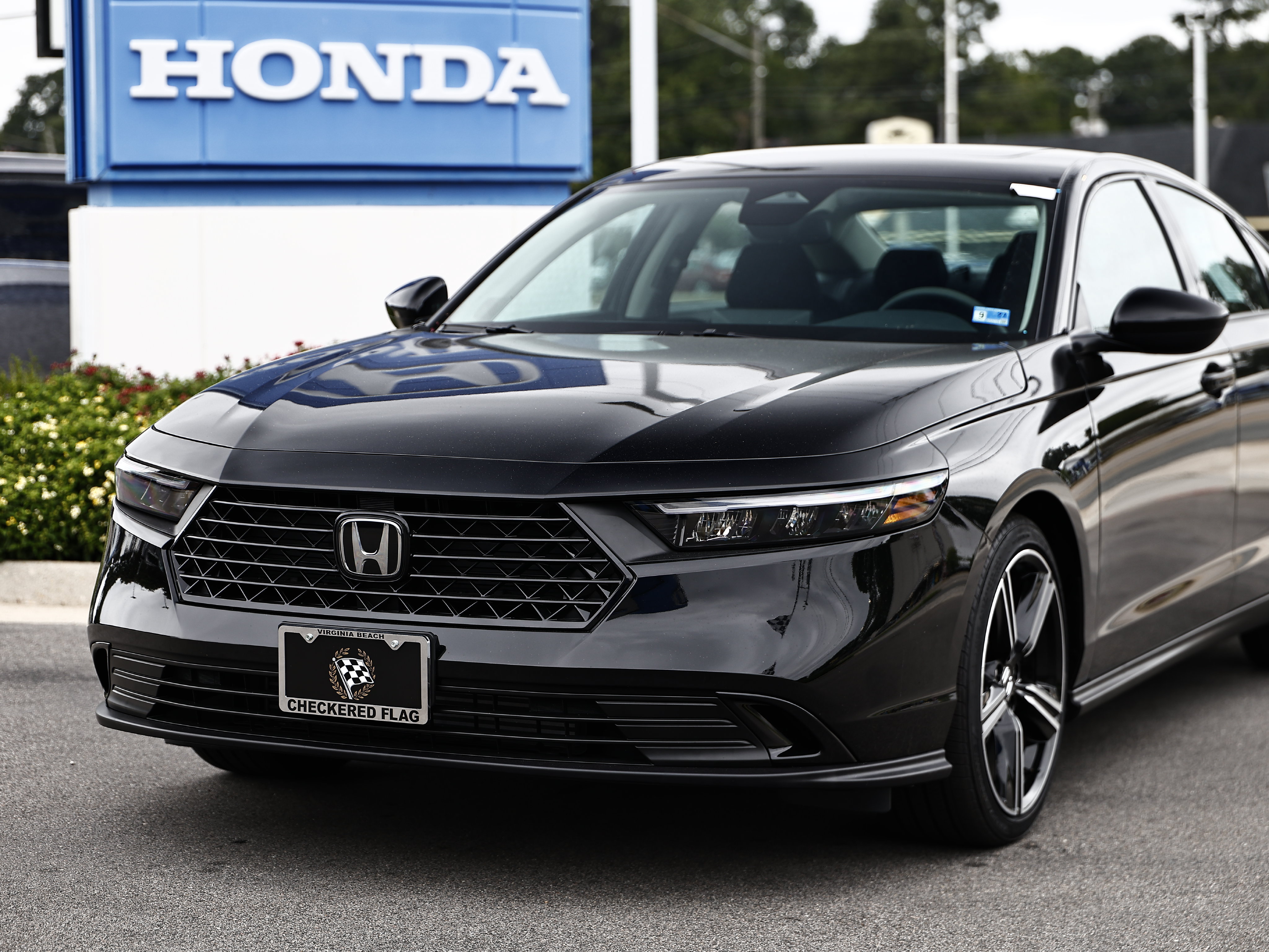 Used 2026 Honda Accord SE image 2