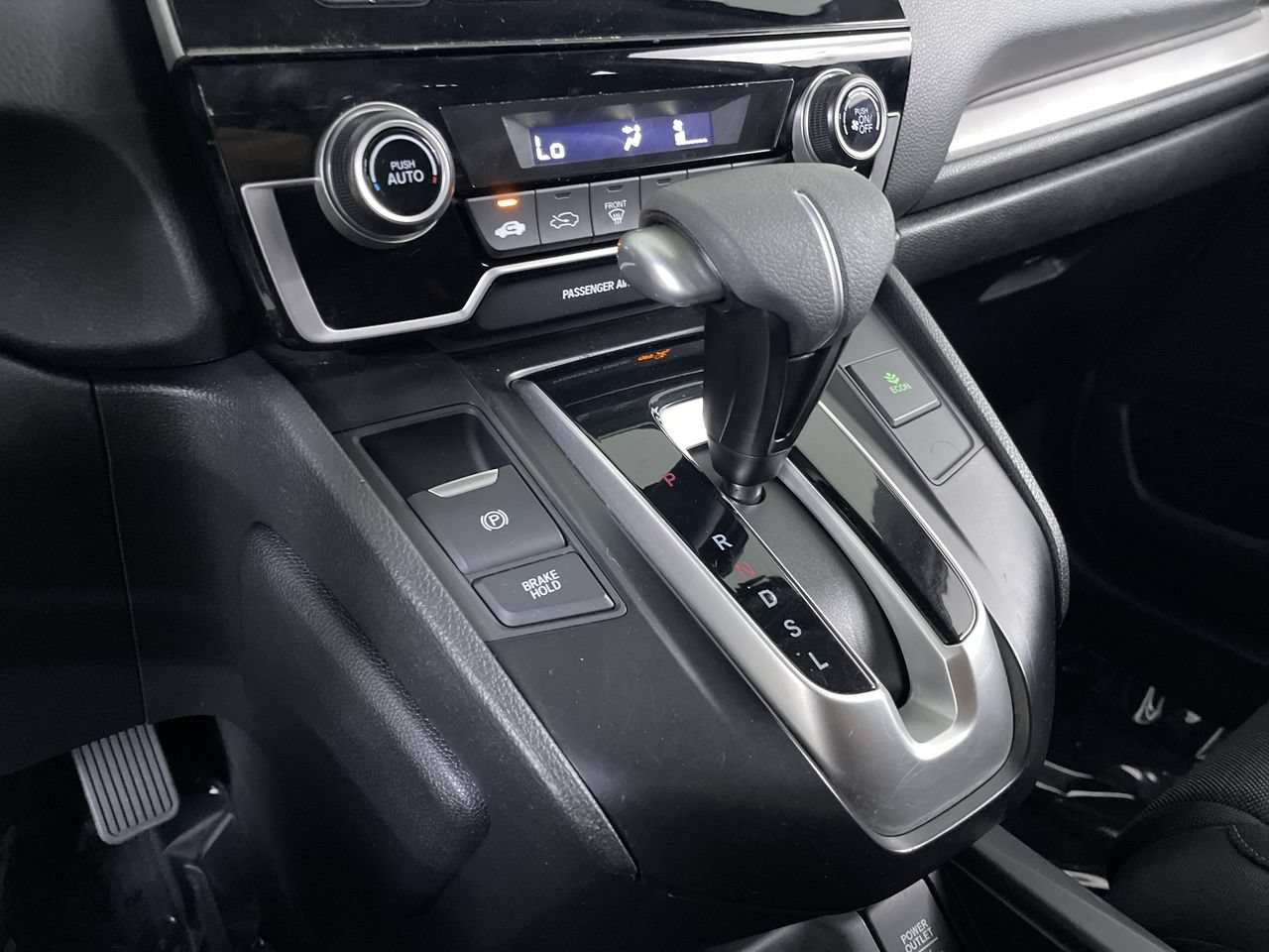 Used 2019 Honda CR-V LX image 17