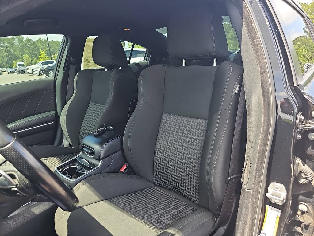 Used 2021 Dodge Charger R/T RWD image 17
