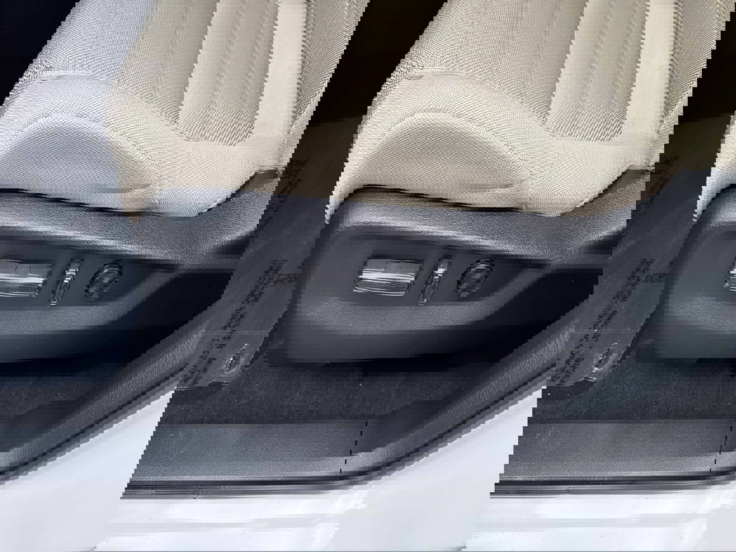 Used 2020 Honda CR-V EX image 5