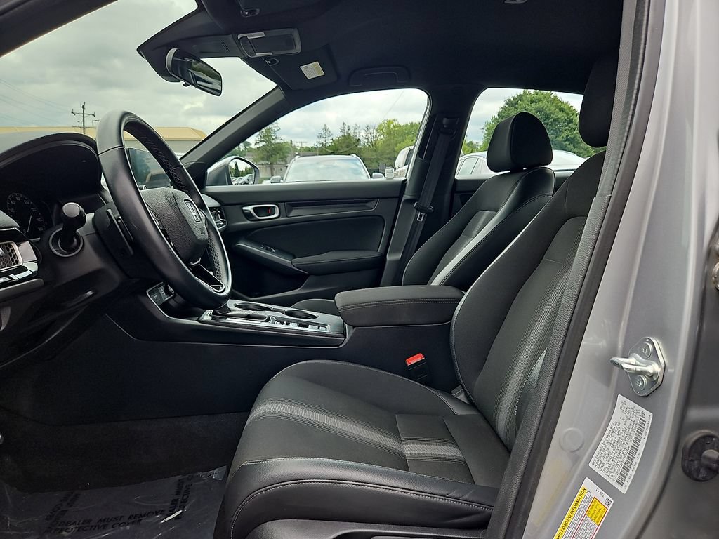 Used 2023 Honda Civic Sport image 14