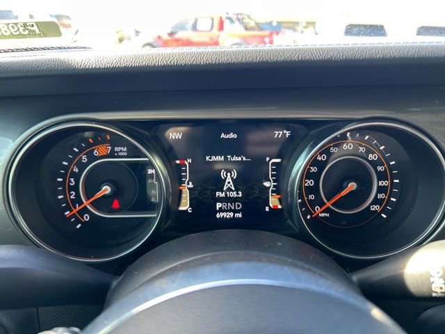 Used 2020 Jeep Wrangler Unlimited Sahara image 11