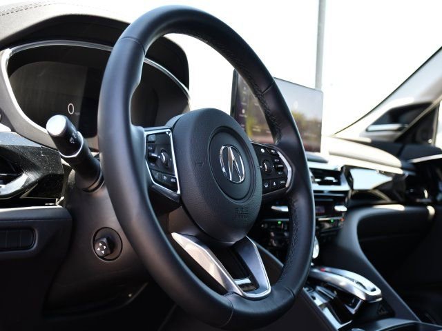 Used 2026 Acura MDX FWD w/ Technology Package image 13