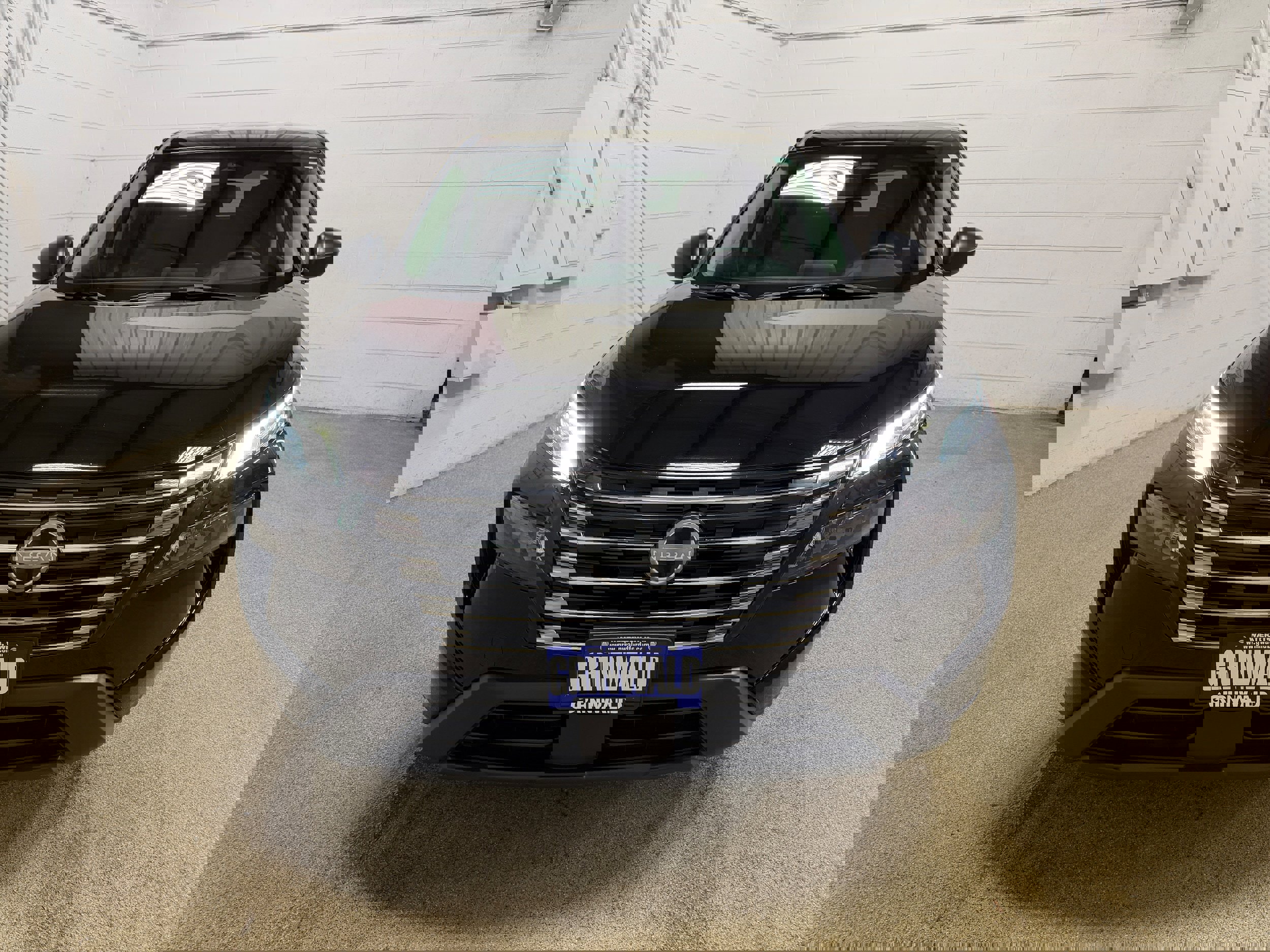 Used 2024 Nissan Rogue S image 23