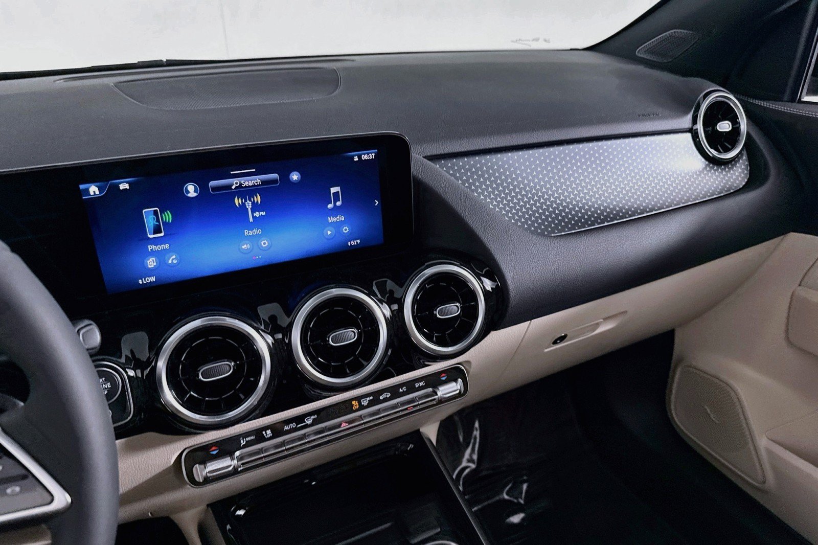 Certified 2026 Mercedes-Benz GLA 250 image 21
