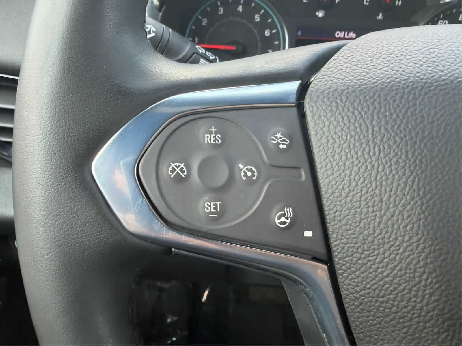 Used 2023 Chevrolet Traverse LT AWD/4WD image 19