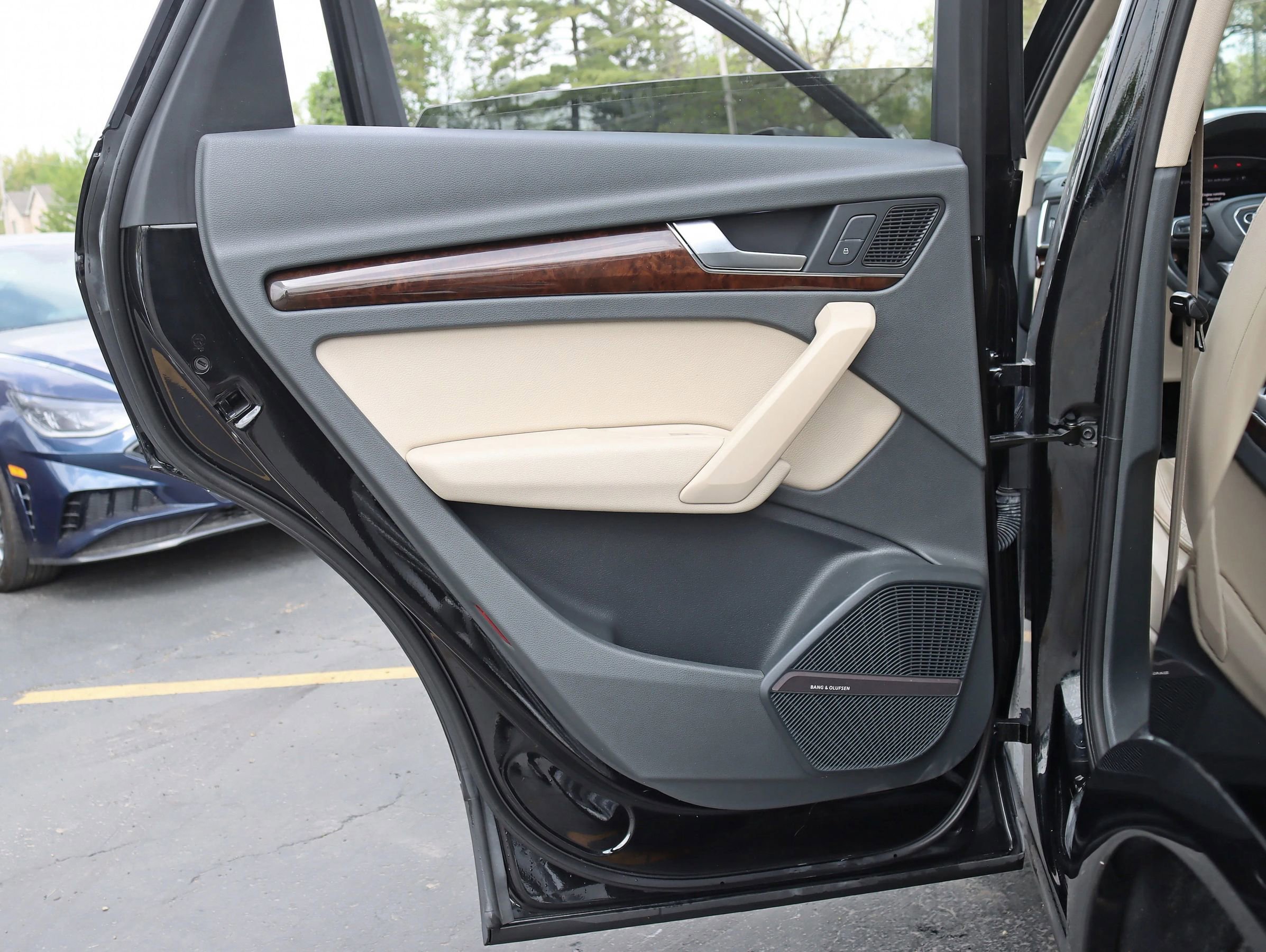 Used 2018 Audi Q5 2.0T Premium Plus w/ Premium Plus Package AWD/4WD image 38