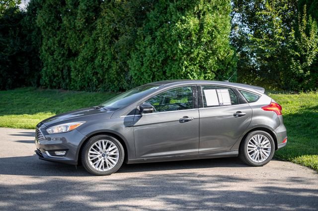 Used 2017 Ford Focus Titanium FWD image 8