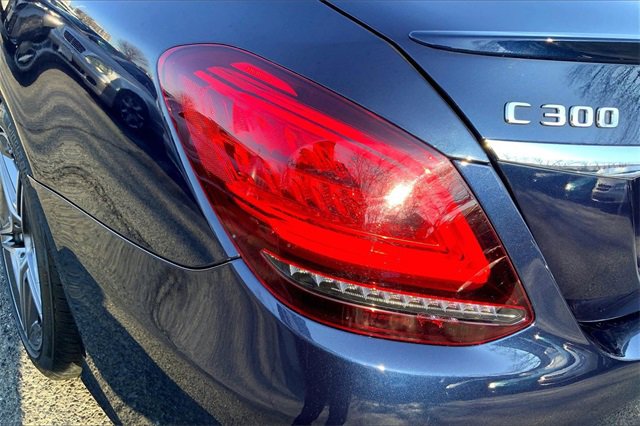 Used 2020 Mercedes-Benz C 300 4MATIC Sedan image 25