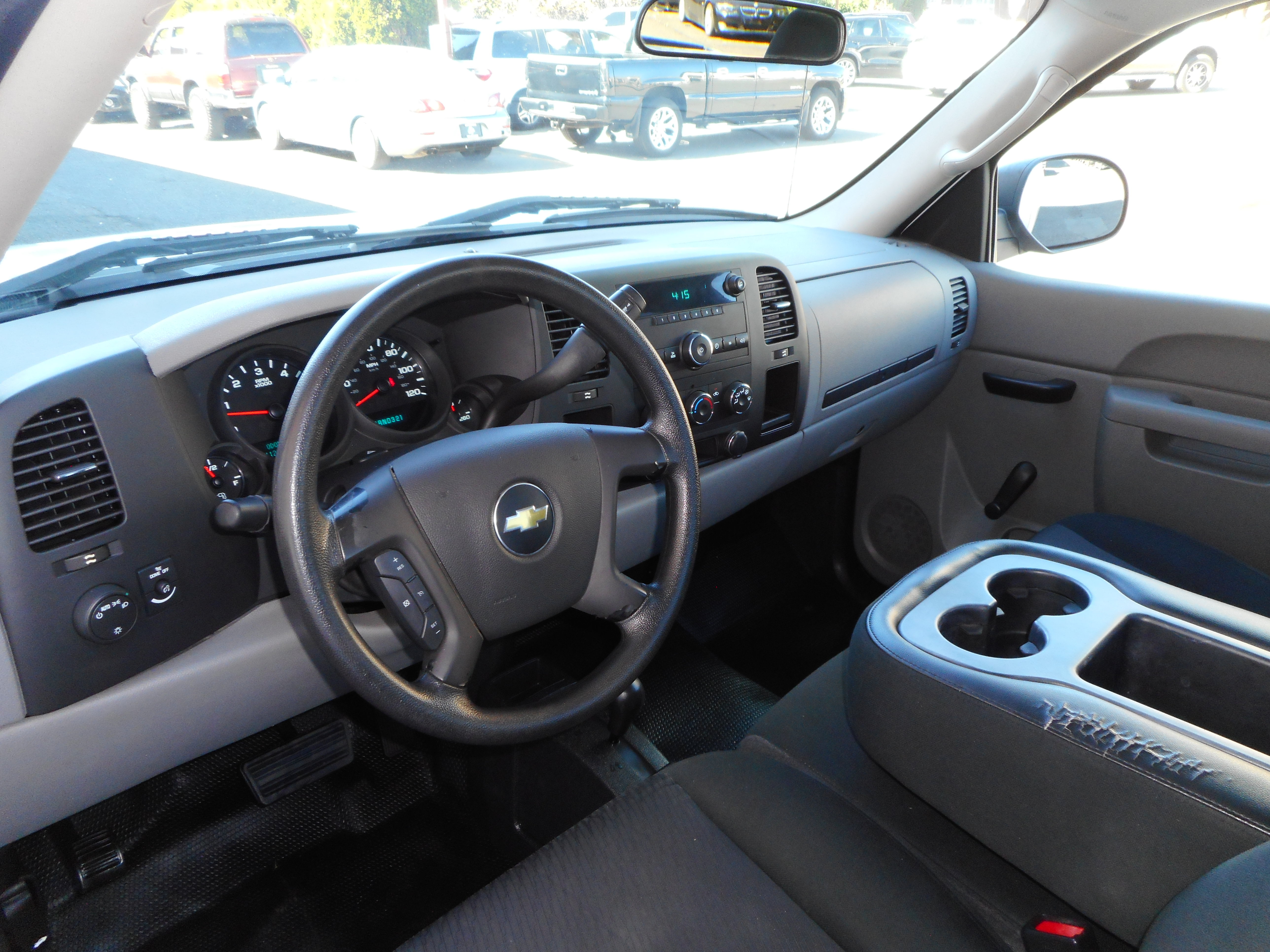 Used 2012 Chevrolet Silverado 1500 W/T AWD/4WD image 15