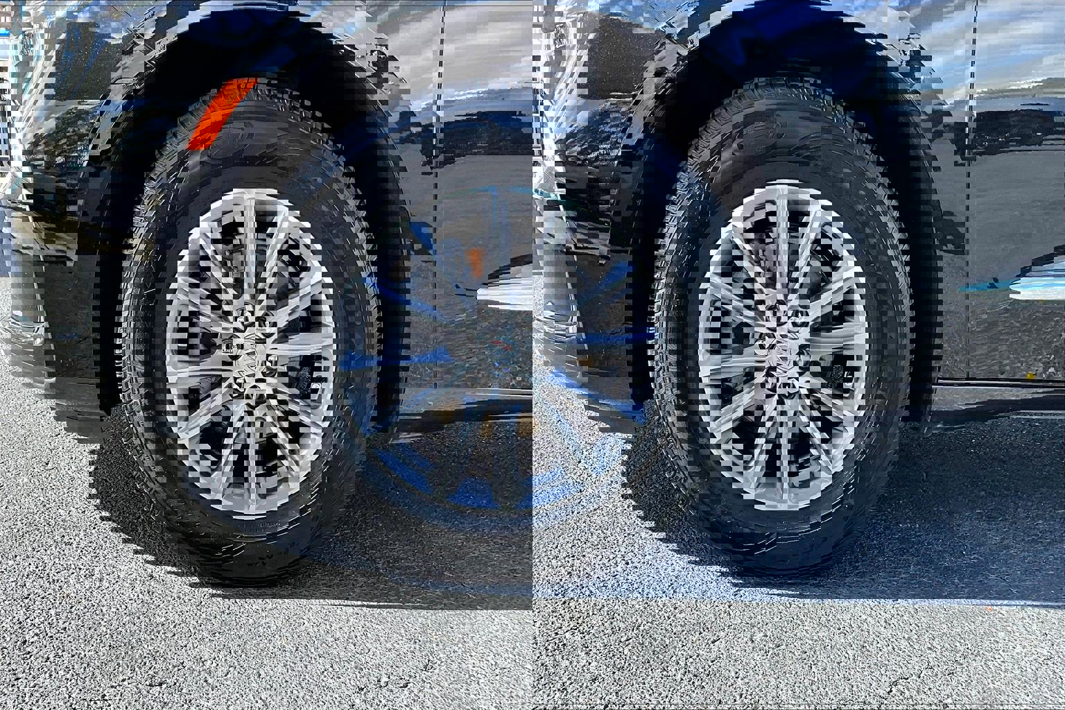 Certified 2023 Buick Enclave Essence w/ LPO, Floor Liner Package image 9