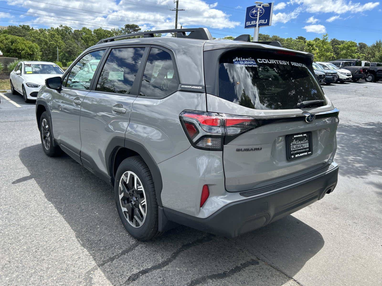 Used 2026 Subaru Forester Premium AWD/4WD image 5
