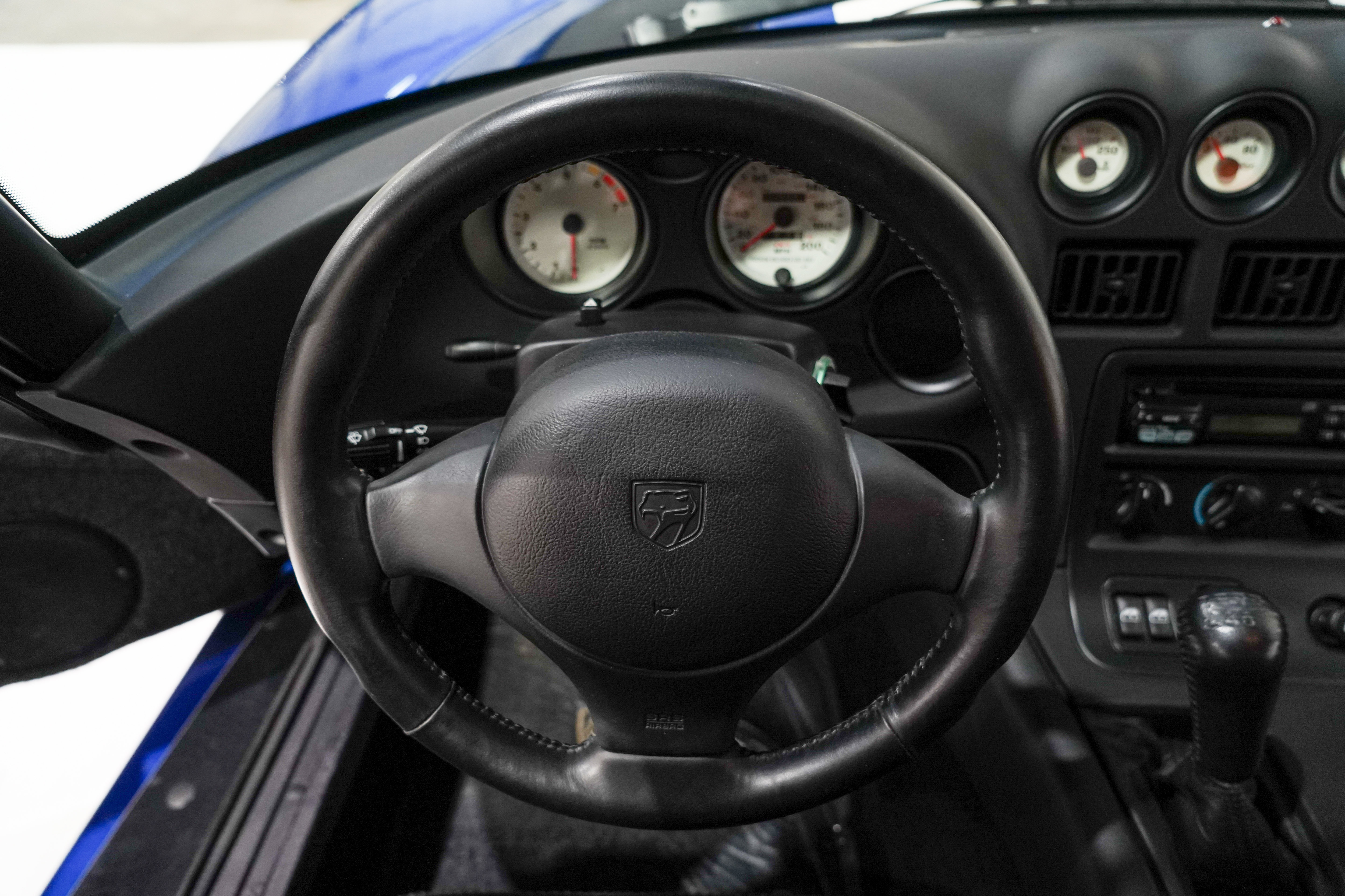 Used 1997 Dodge Viper GTS RWD image 30