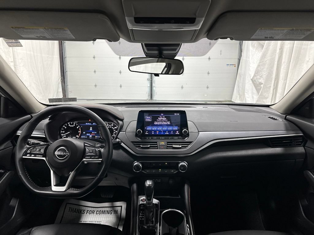 Used 2023 Nissan Altima 2.5 SR FWD image 39