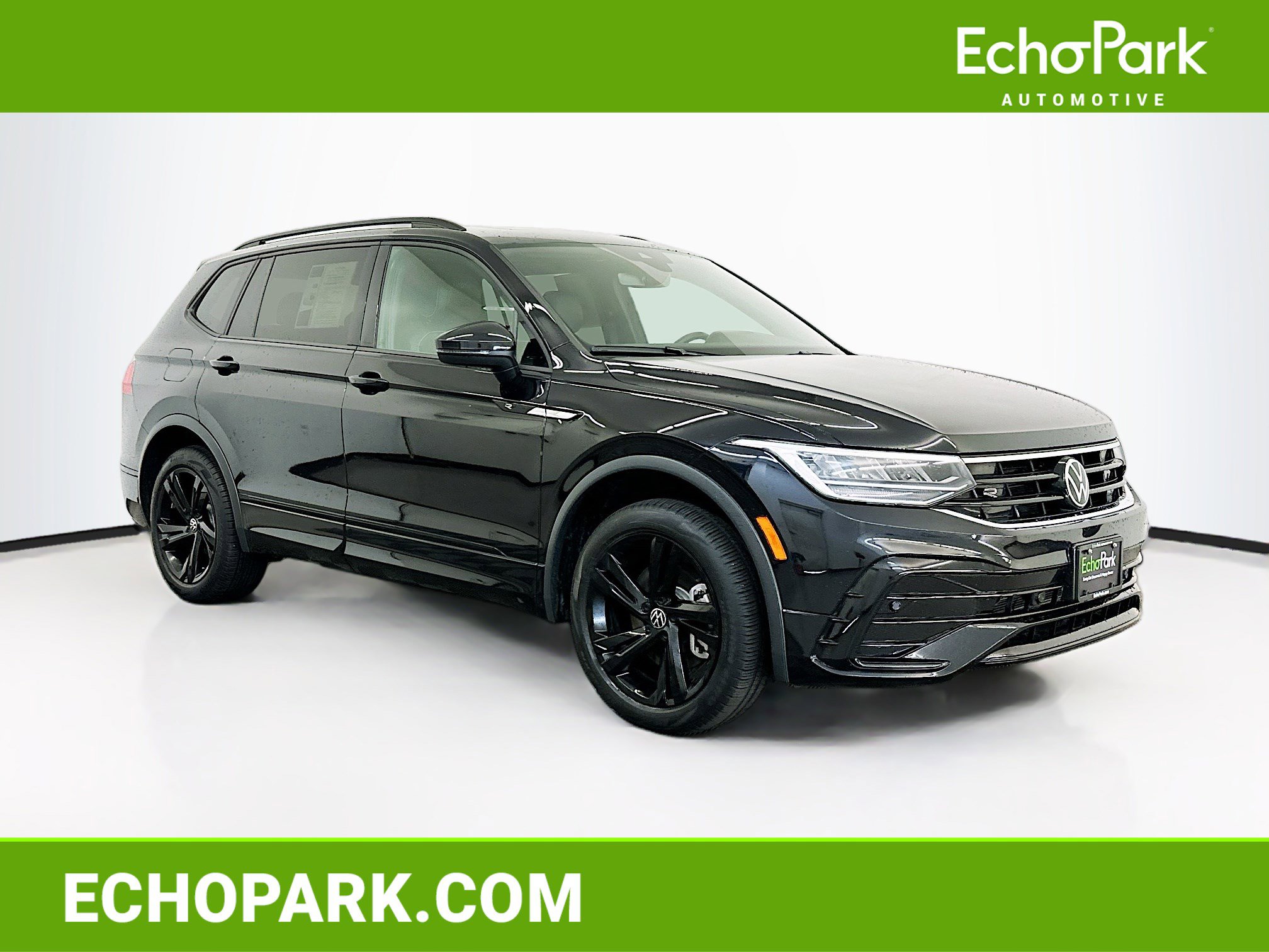 Used 2024 Volkswagen Tiguan SE R-Line
