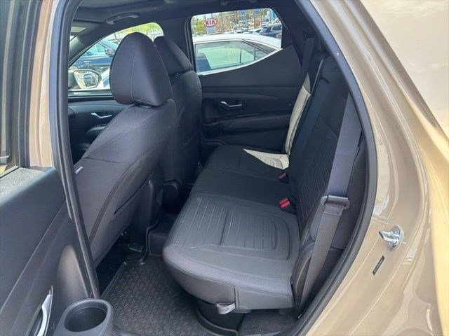 Used 2024 Hyundai Santa Cruz SEL w/ Activity Package FWD image 8