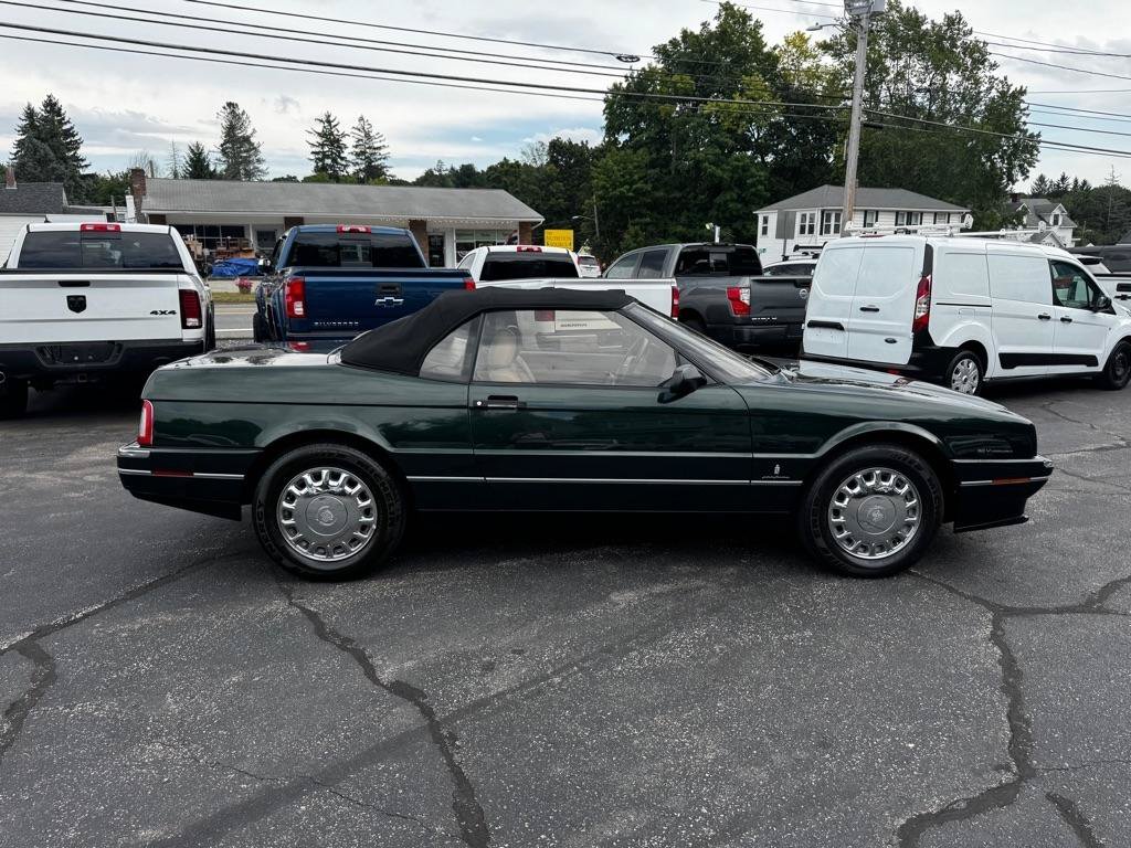 Used 1993 Cadillac Allante FWD image 4