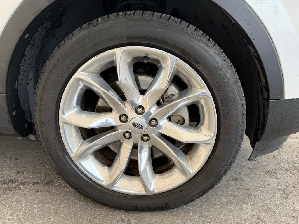Used 2015 Ford Explorer Limited w/ Equipment Group 301A FWD image 11