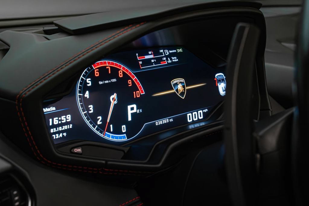 Used 2016 Lamborghini Huracan LP 610-4 AWD/4WD image 18