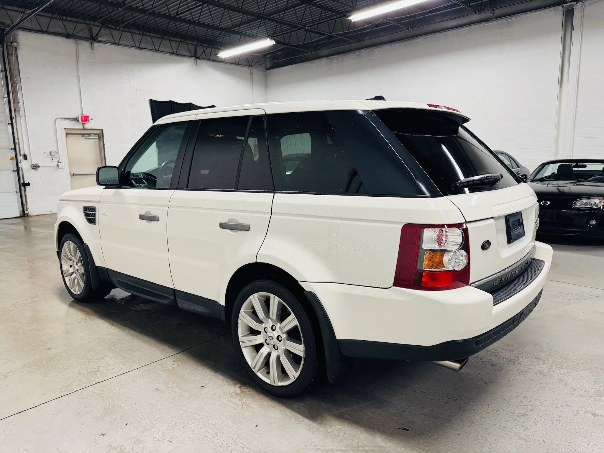 Used 2008 Land Rover Range Rover Sport Supercharged AWD/4WD image 5