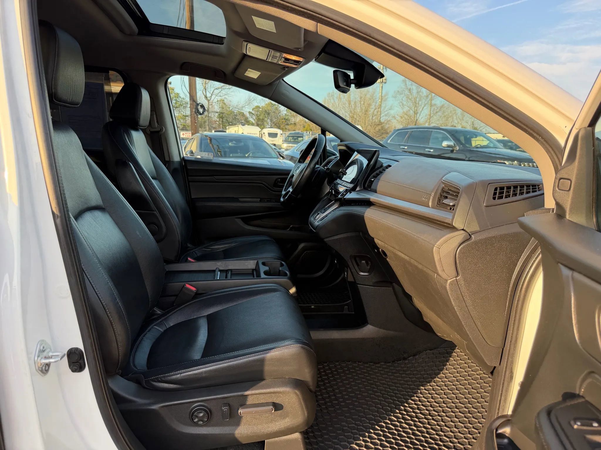 Used 2021 Honda Odyssey EX-L image 24