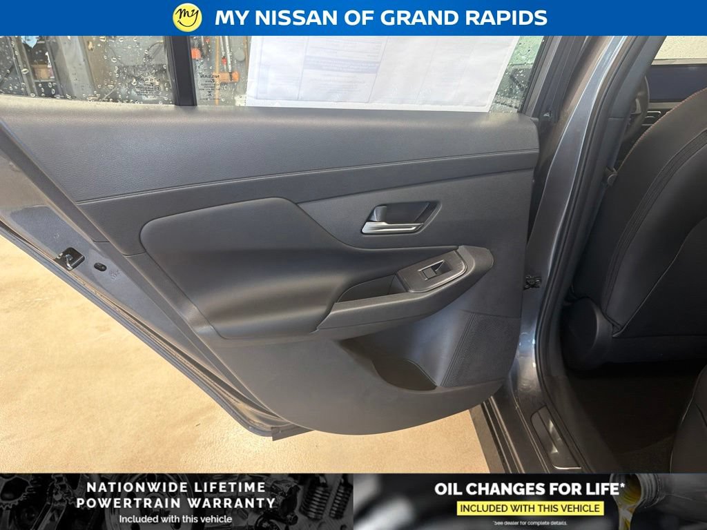 New 2026 Nissan Sentra SR w/ SR Premium Package FWD image 13