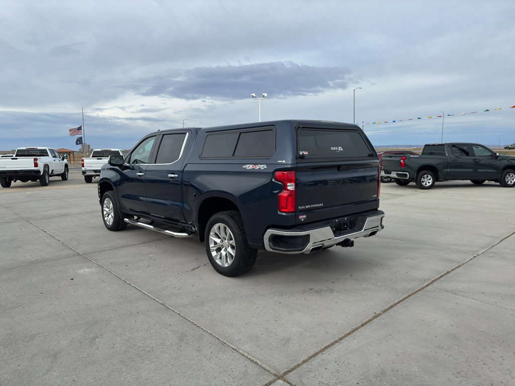 Used 2020 Chevrolet Silverado 1500 LTZ image 3