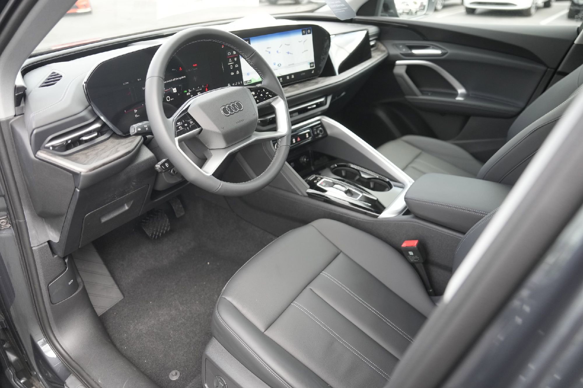 New 2025 Audi Q5 Premium image 6