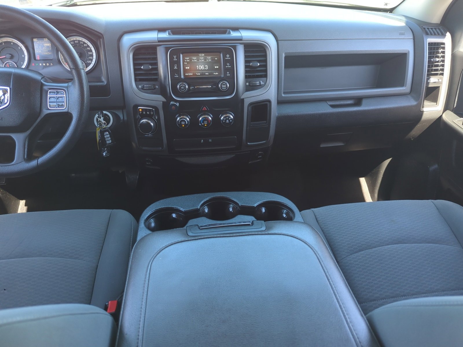 Used 2017 RAM 1500 Express image 19