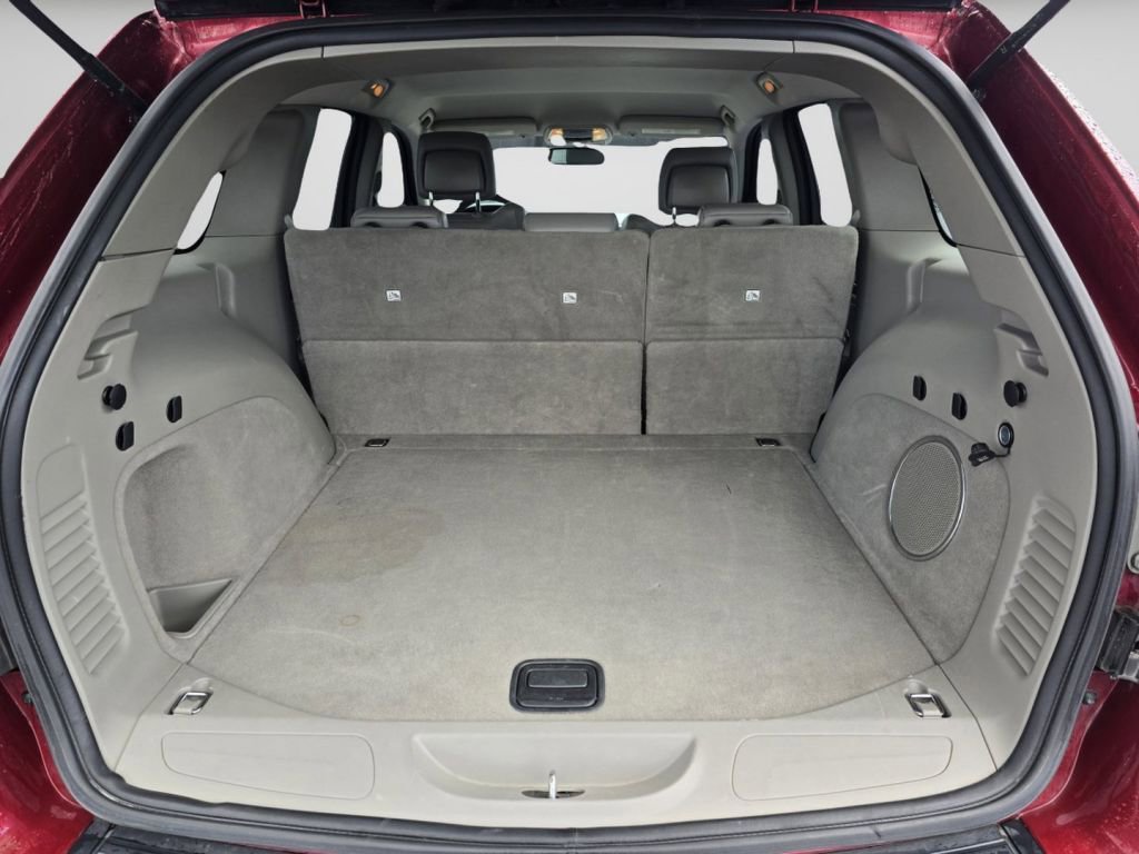 Used 2013 Jeep Grand Cherokee Laredo image 24