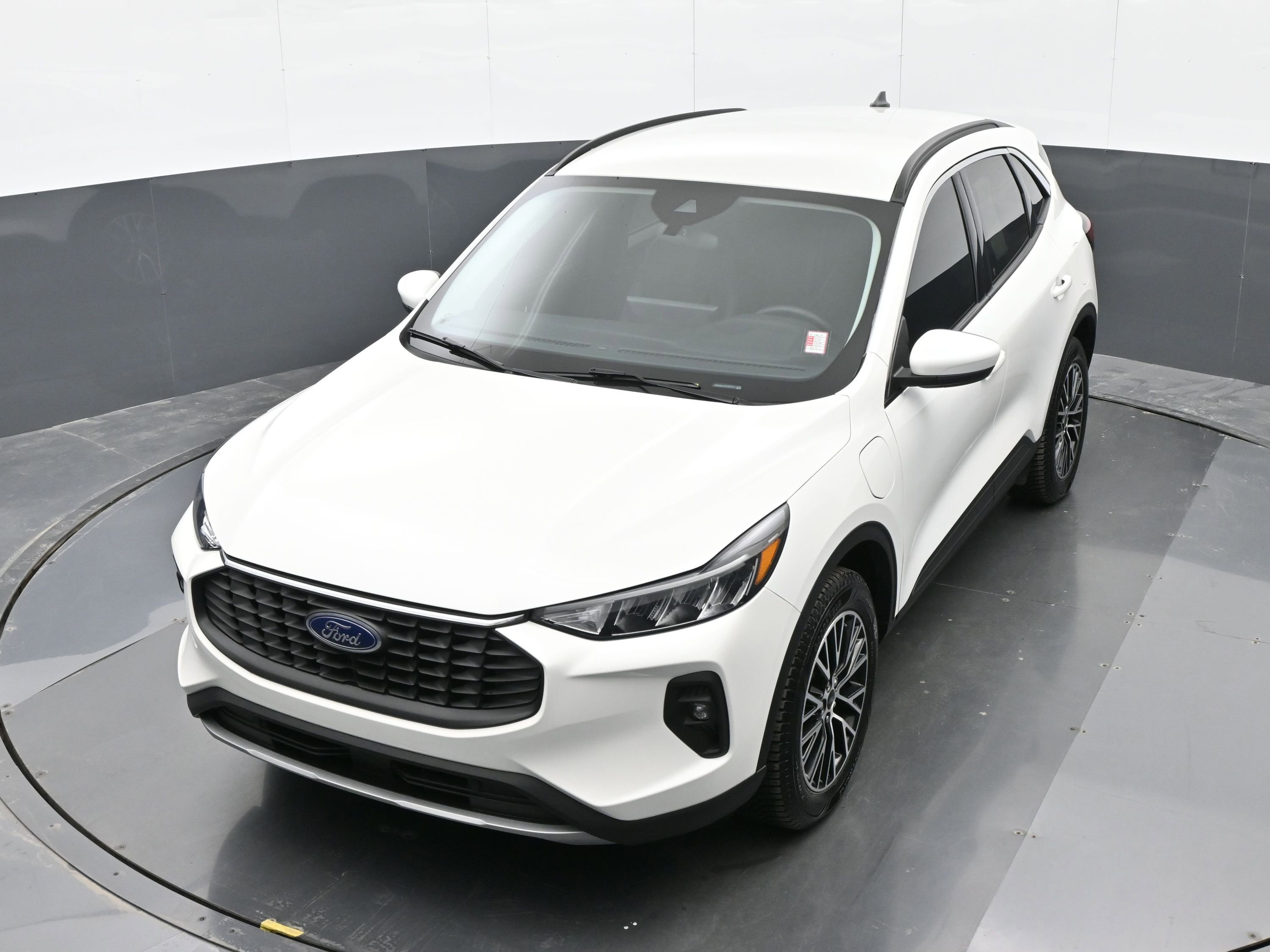 Used 2023 Ford Escape SE image 31