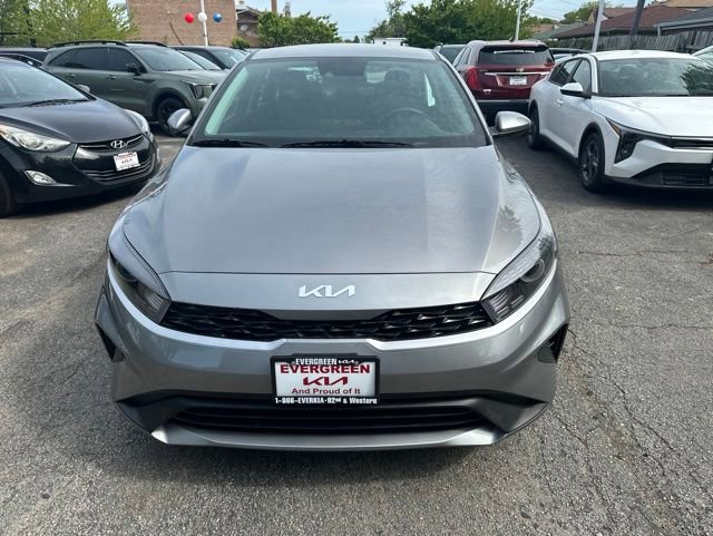 Used 2024 Kia Forte LXS FWD image 2