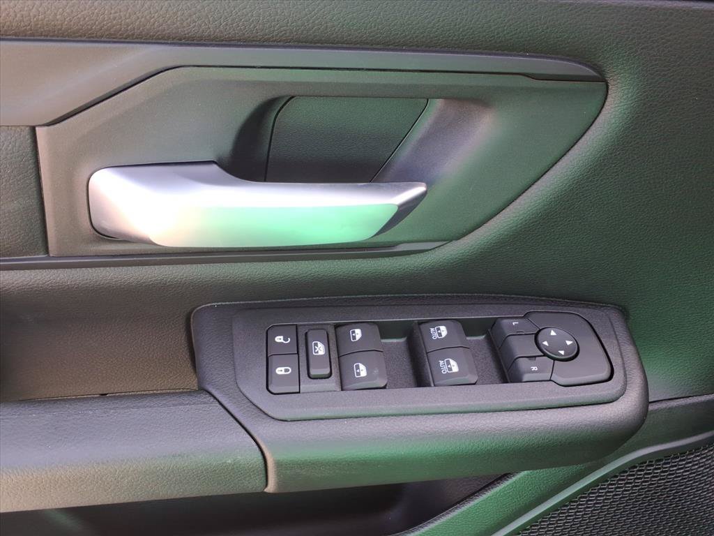 New 2026 RAM 1500 Warlock AWD/4WD image 20