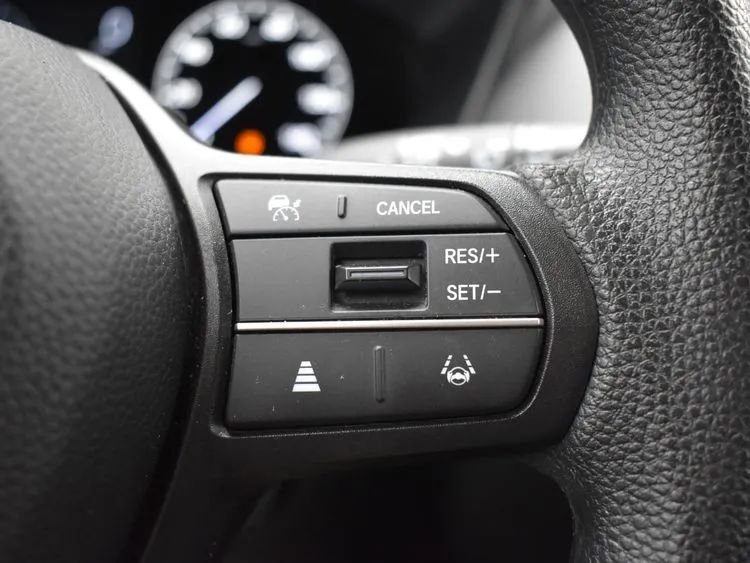 Used 2025 Honda HR-V LX image 22