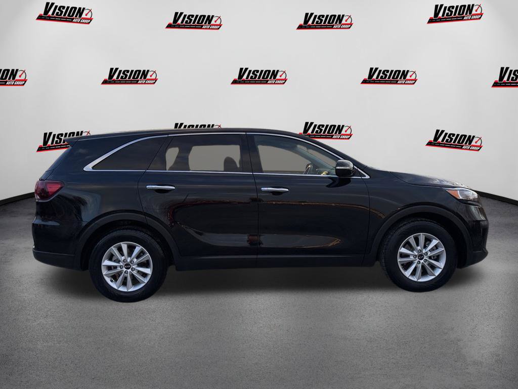 Used 2020 Kia Sorento LX FWD image 4