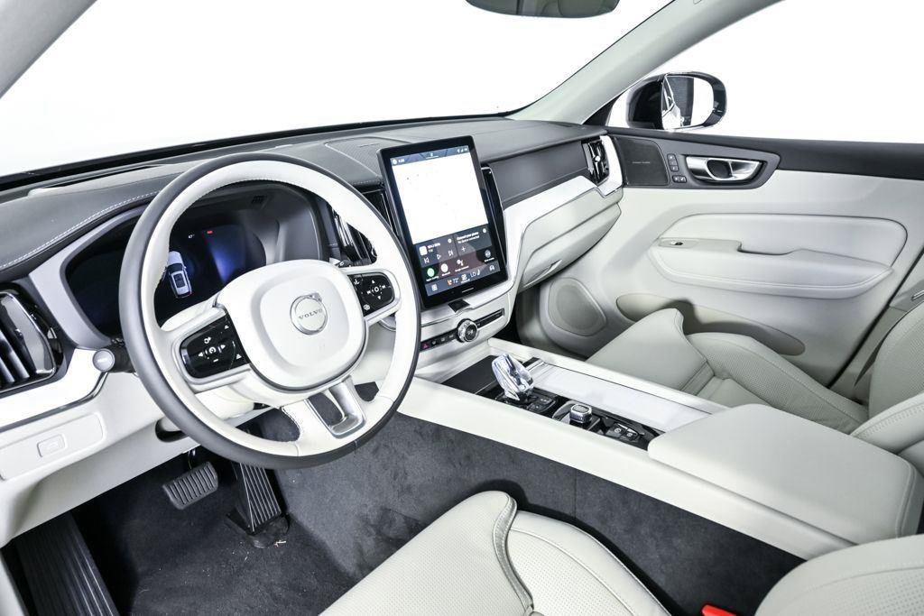 New 2026 Volvo XC60 B5 Ultra w/ Climate Package AWD/4WD image 4