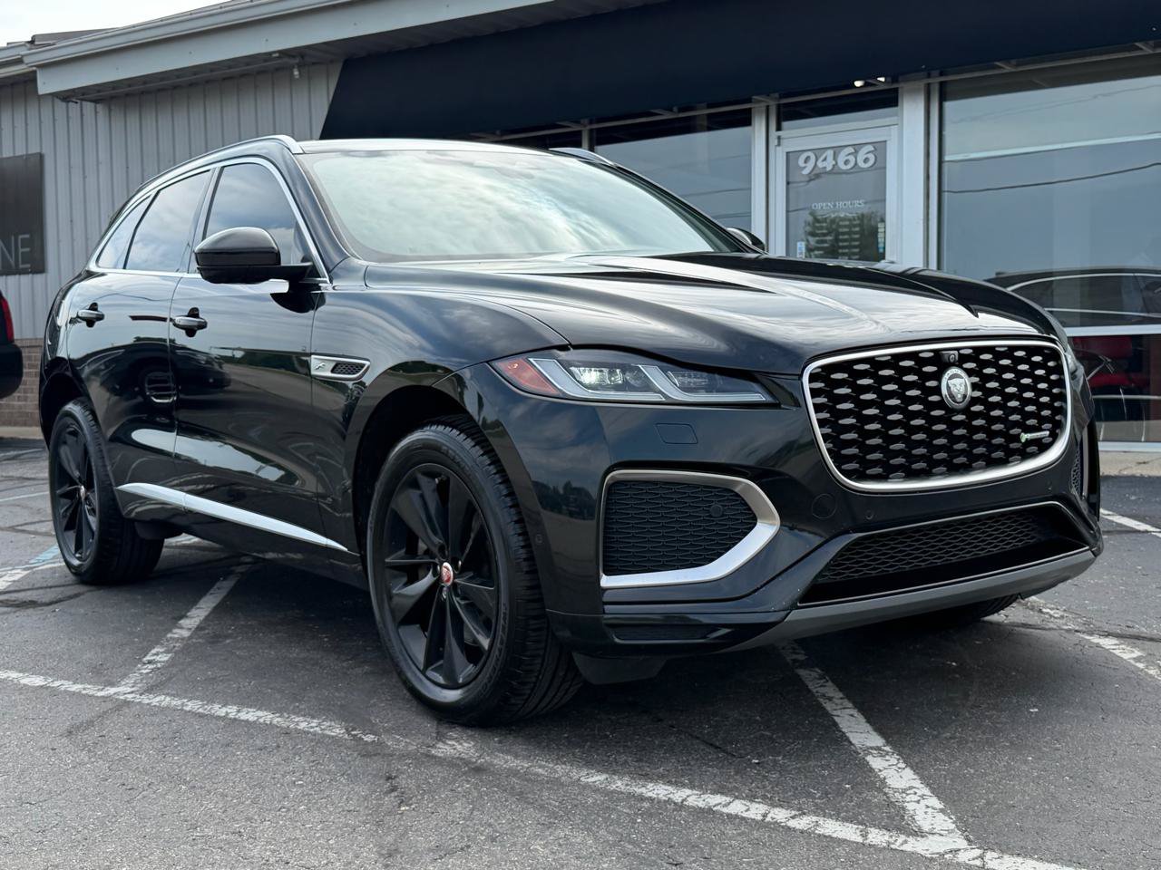 Used 2021 Jaguar F-PACE R-Dynamic S AWD/4WD image 8