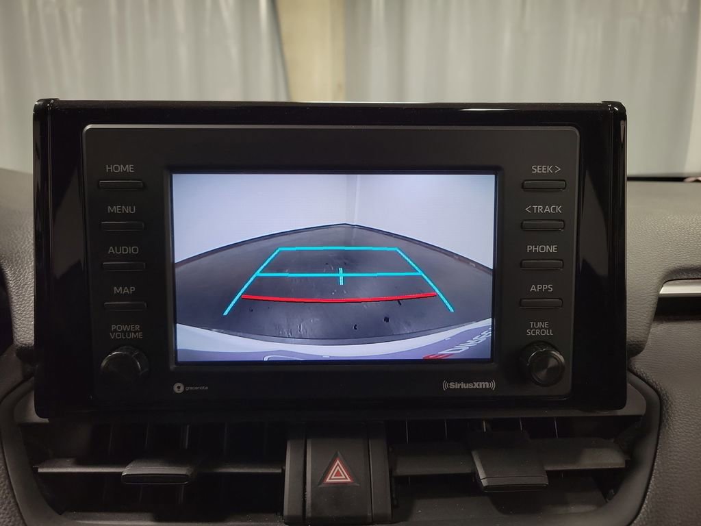 Used 2020 Toyota RAV4 LE image 19