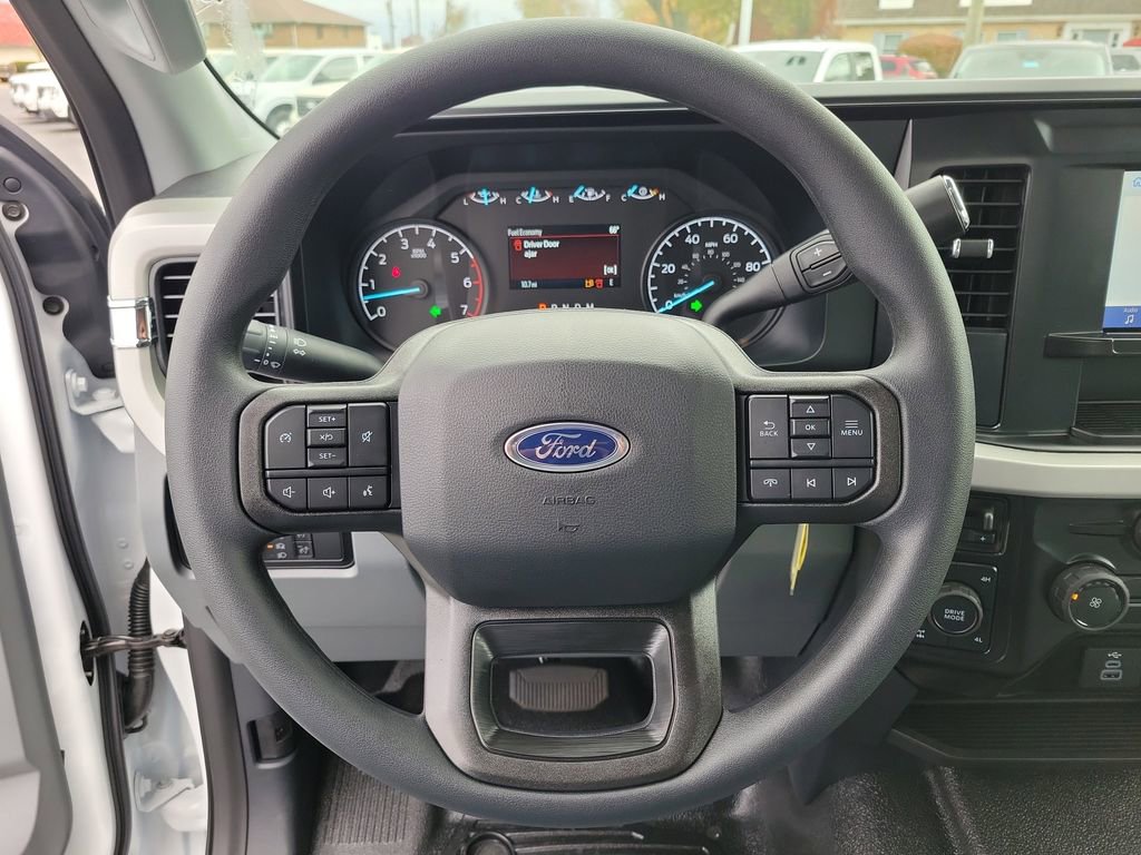 New 2026 Ford F250 XL w/ FX4 Off-Road Package image 22