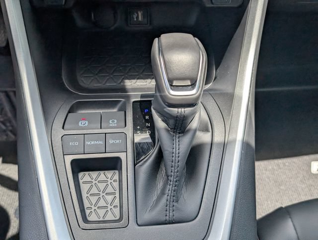 Used 2025 Toyota RAV4 XLE Premium FWD image 21