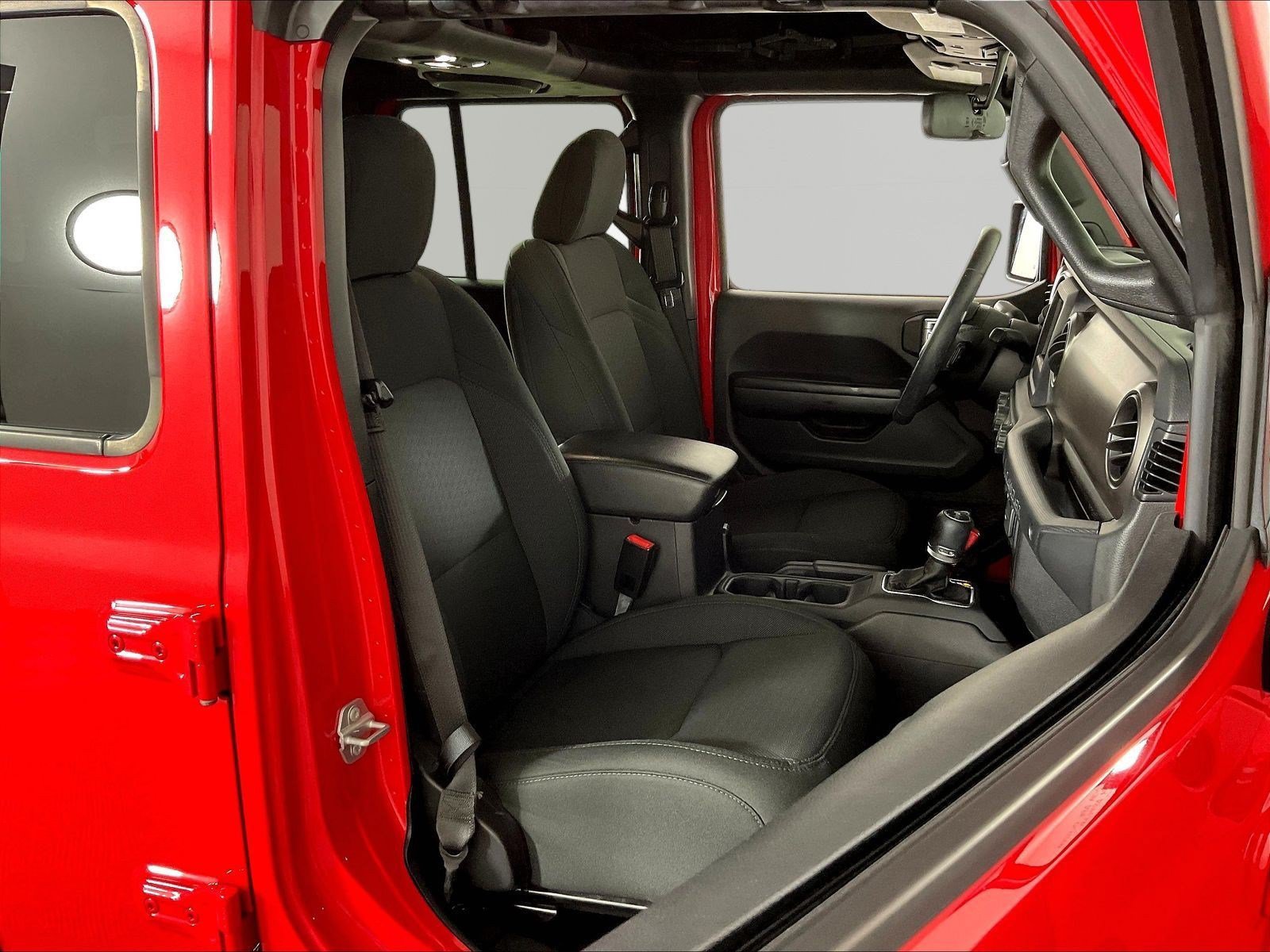 Used 2021 Jeep Wrangler Unlimited Sport AWD/4WD image 27