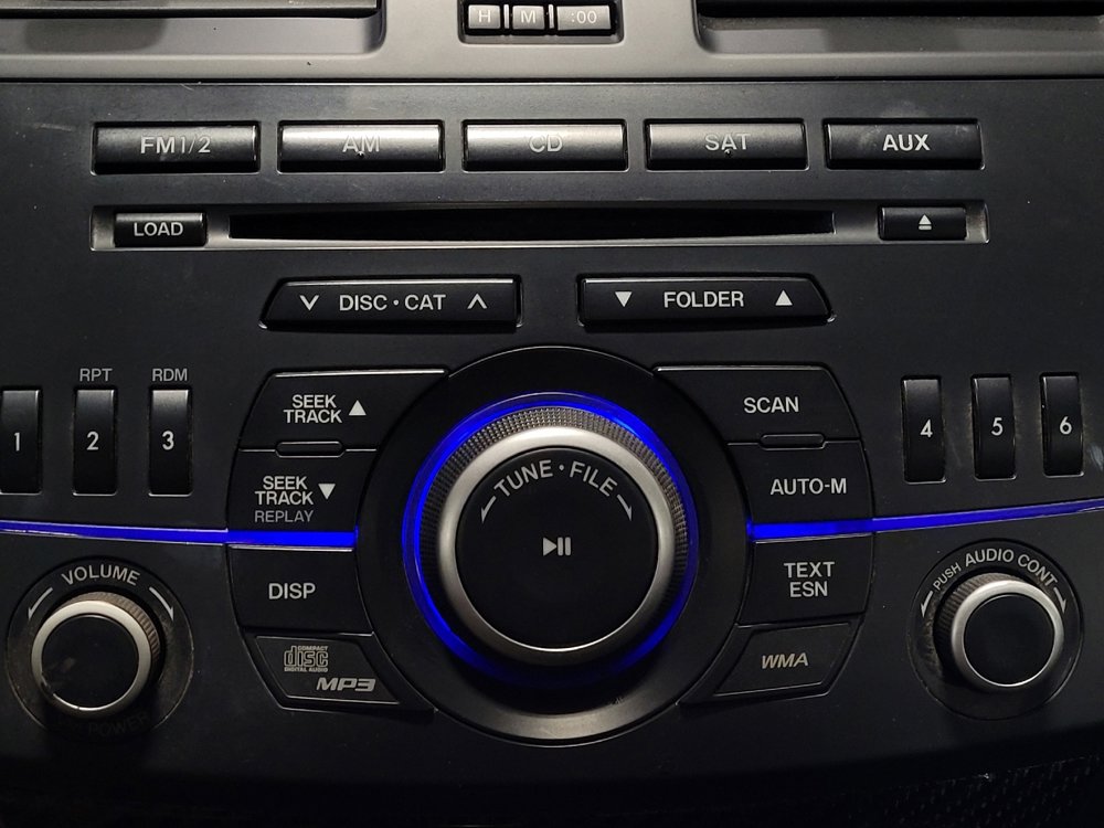 Used 2013 MAZDA MAZDA3 i Sport image 25