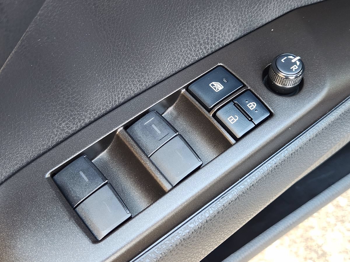 Used 2022 Toyota Camry LE FWD image 44