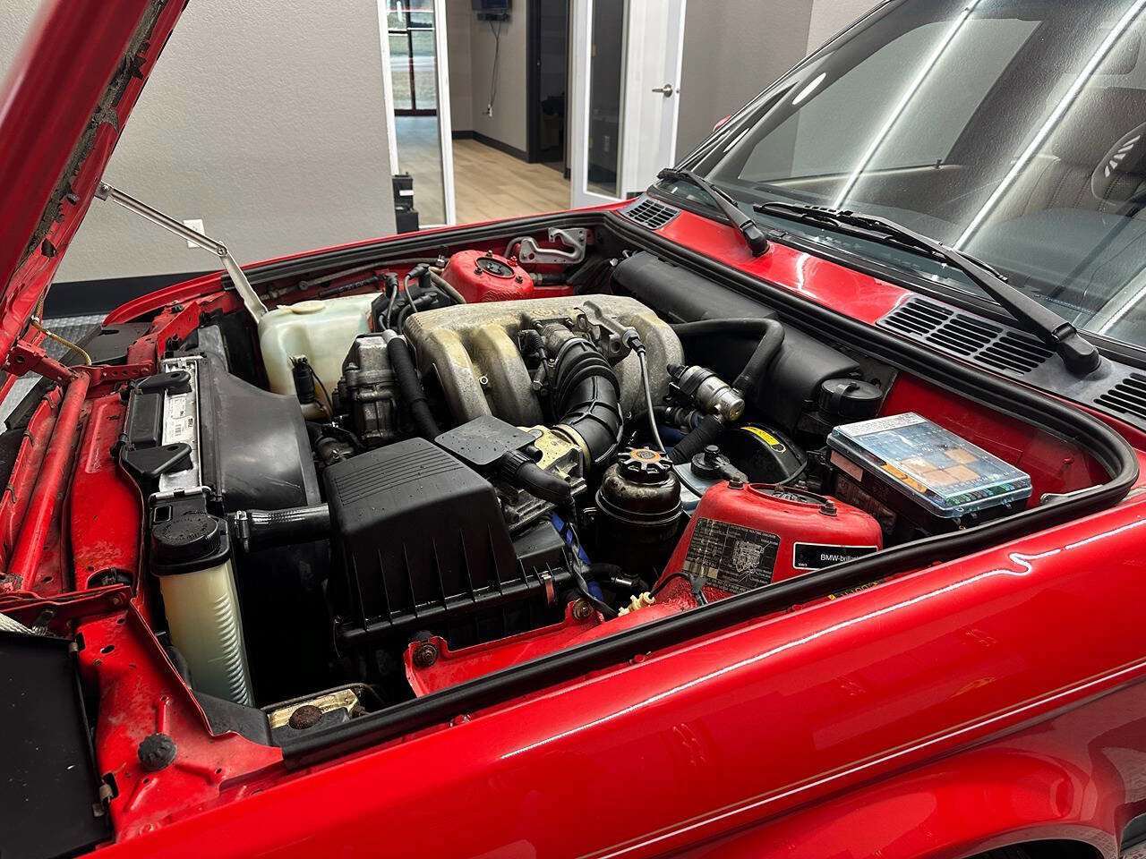 Used 1991 BMW 318i Sedan image 53