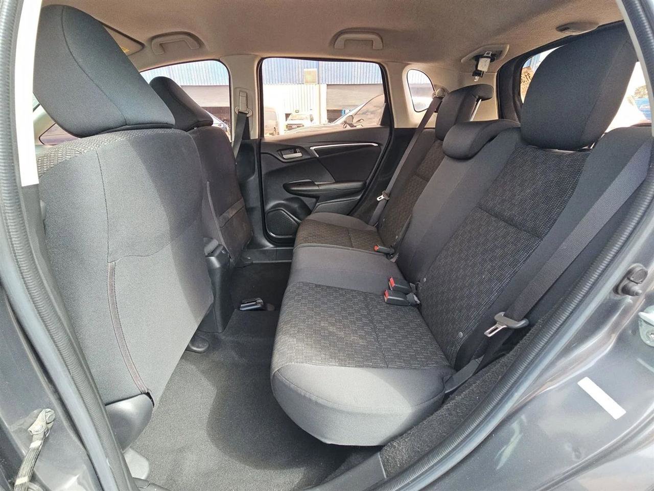 Used 2017 Honda Fit LX image 19