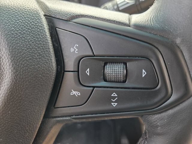 Used 2023 Chevrolet Bolt LT w/ Infotainment Package FWD image 26