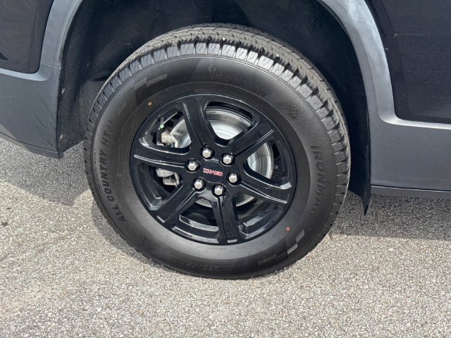 Used 2023 GMC Acadia AT4 w/ Preferred Package AWD/4WD image 11