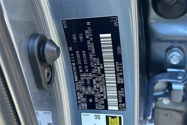 Used 2026 Toyota Corolla Cross XLE image 27