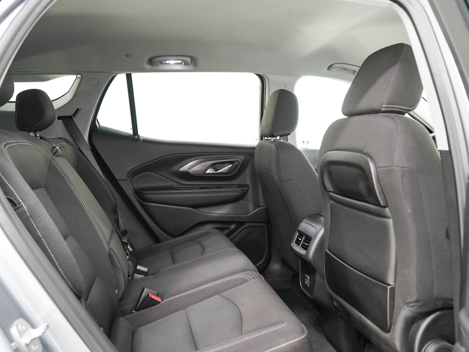 Used 2023 GMC Terrain SLE w/ Driver Convenience Package AWD/4WD image 13